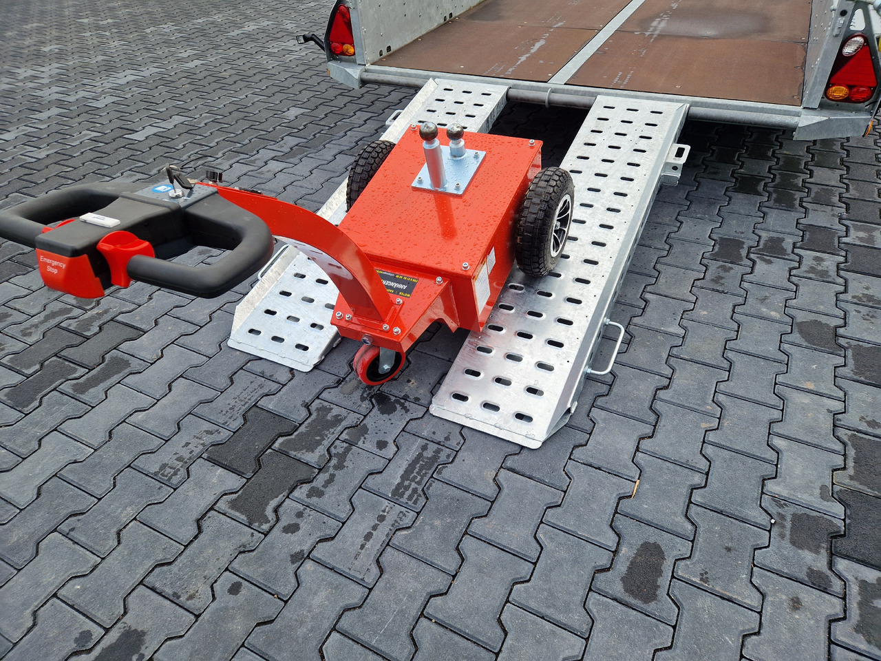 Trailershop Rangierhilfe Moover Elektrisch mit Batterie - Krovimo technika: foto 3 Trailershop Rangierhilfe Moover Elektrisch mit Batterie - Krovimo technika: foto 3