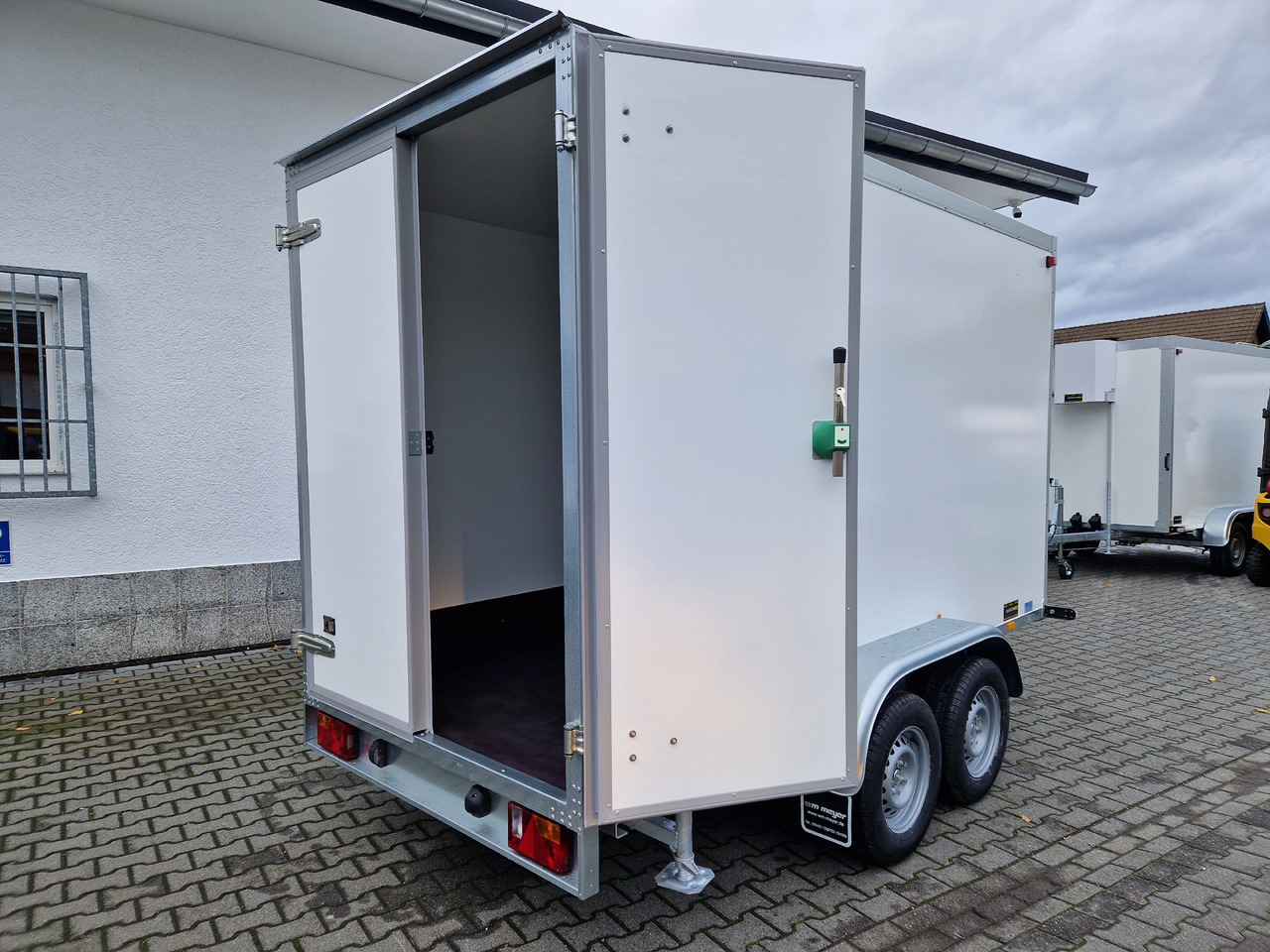 Refrižeratorius priekaba Kühlanhänger AZKF C 2735/155 343x154x200cm CiBIN 230V +Standkühlung (L) 2700kg Abverkauf: foto 18