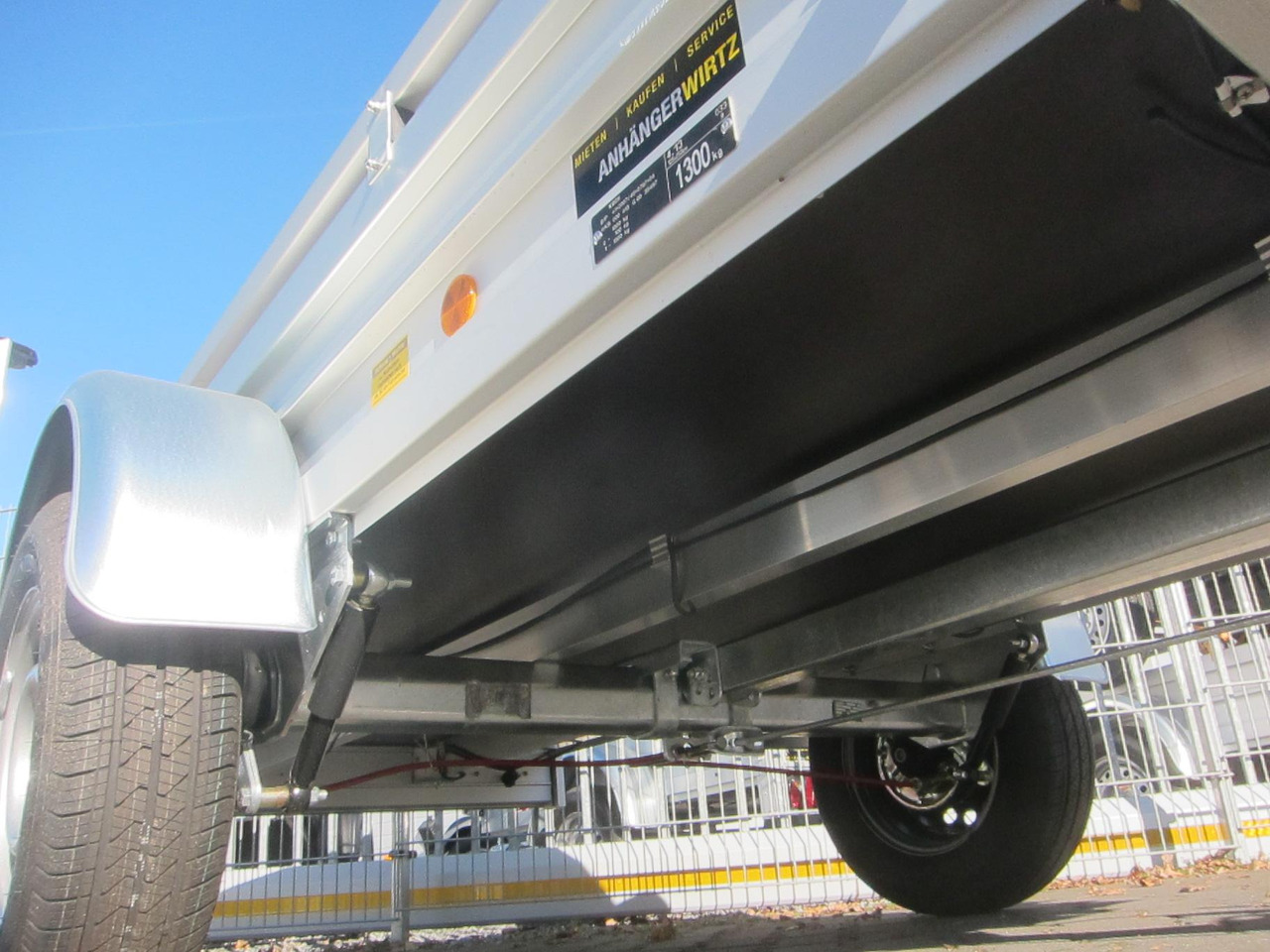 PKW Anhänger Koch Aluline 4.13 250x125x44cm (S) 1300kg 100 km/H Online Aktion Modell 2024 - Automobilinė priekaba: foto 5 PKW Anhänger Koch Aluline 4.13 250x125x44cm (S) 1300kg 100 km/H Online Aktion Modell 2024 - Automobilinė priekaba: foto 5