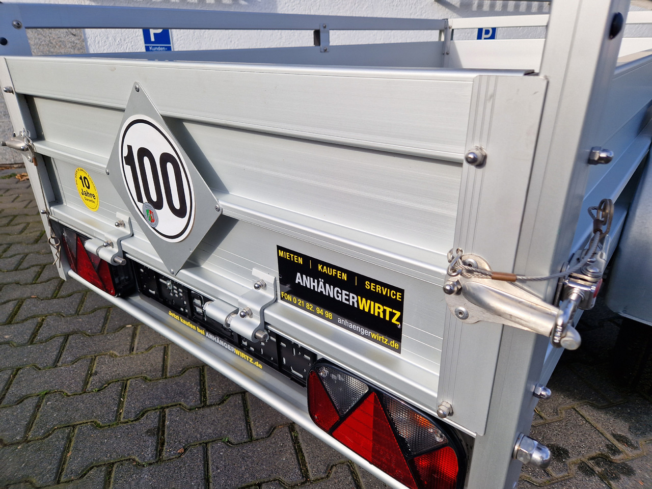 PKW Anhänger Koch Aluline B1000 205x105x40cm (XS) 1000kg 100 km/H Januar Aktion - Automobilinė priekaba: foto 2 PKW Anhänger Koch Aluline B1000 205x105x40cm (XS) 1000kg 100 km/H Januar Aktion - Automobilinė priekaba: foto 2