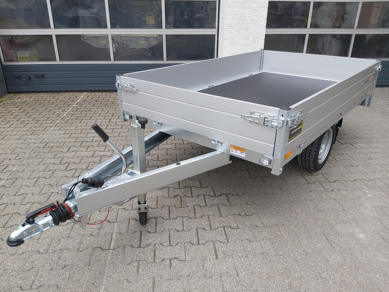 Saris PL 256 150 1500 1 256x150x30cm 13" 1500kg Modell 2024 - Automobilinė priekaba: foto 1 Saris PL 256 150 1500 1 256x150x30cm 13" 1500kg Modell 2024 - Automobilinė priekaba: foto 1