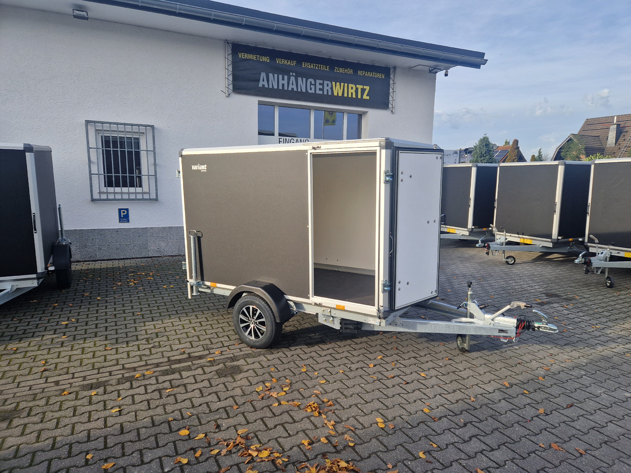 Variant C1315 C2 Edition black 258x148x157cm Alufelgen Seitentür 1350kg 100km/H black deal - Furgonas priekaba: foto 4 Variant C1315 C2 Edition black 258x148x157cm Alufelgen Seitentür 1350kg 100km/H black deal - Furgonas priekaba: foto 4