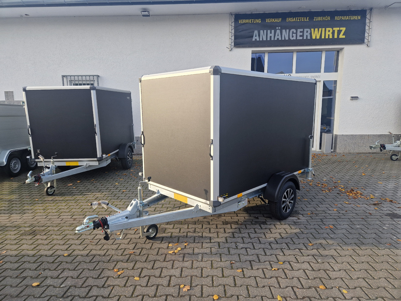Variant C1315 C2 Edition black 258x148x157cm Alufelgen darkline 1350kg 100km/H 2024 black deal - Furgonas priekaba: foto 1 Variant C1315 C2 Edition black 258x148x157cm Alufelgen darkline 1350kg 100km/H 2024 black deal - Furgonas priekaba: foto 1