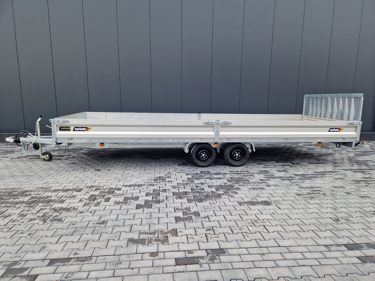 Variant Maschinentransporter 3562 UX Maxi Load 620x210x30cm LED Felgen black 3500kg 2025 - Priekaba spec technikai: foto 2 Variant Maschinentransporter 3562 UX Maxi Load 620x210x30cm LED Felgen black 3500kg 2025 - Priekaba spec technikai: foto 2