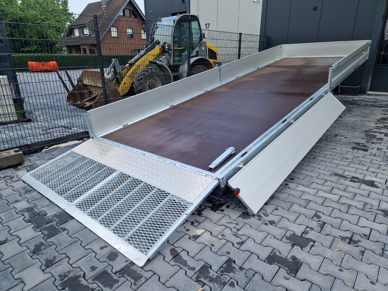 Variant Maschinentransporter 3563 UX Maxi Load 620x210x30cm LED Tridem Parabel black 3500kg - Priekaba spec technikai: foto 3 Variant Maschinentransporter 3563 UX Maxi Load 620x210x30cm LED Tridem Parabel black 3500kg - Priekaba spec technikai: foto 3
