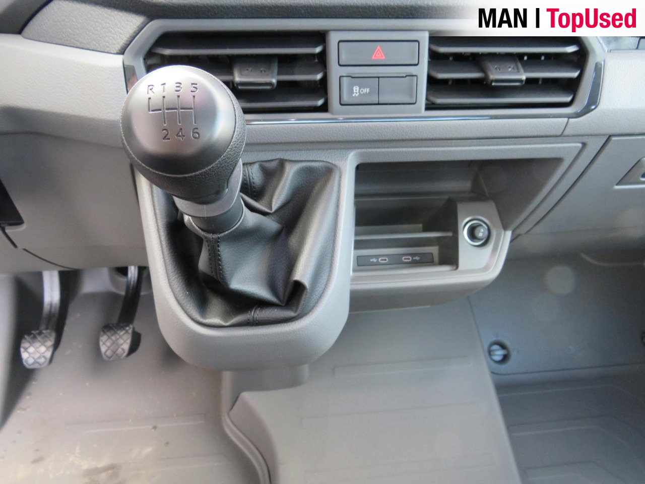 MAN TGE 3.140 4X2F L4 SB EK Pritsche - Bortinis automobilis: foto 5 MAN TGE 3.140 4X2F L4 SB EK Pritsche - Bortinis automobilis: foto 5