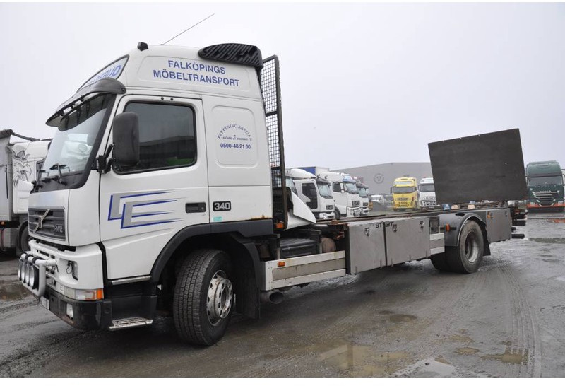 Volvo FM12 380 4X2 - Konteineris-vežimus/ Sukeisti kūną sunkvežimis: foto 2 Volvo FM12 380 4X2 - Konteineris-vežimus/ Sukeisti kūną sunkvežimis: foto 2