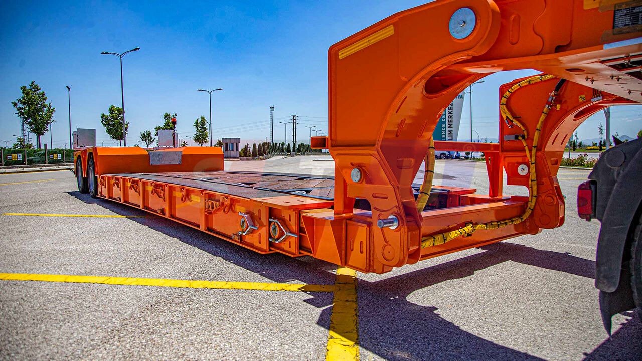 STU 2 Axle Extendable Low Loader - Žemo profilio platforma puspriekabė: foto 3 STU 2 Axle Extendable Low Loader - Žemo profilio platforma puspriekabė: foto 3