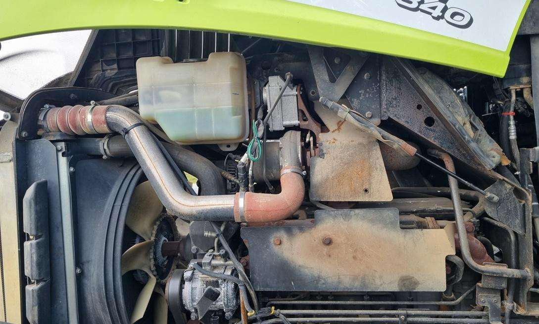 Traktorius Claas Axion 840: foto 15