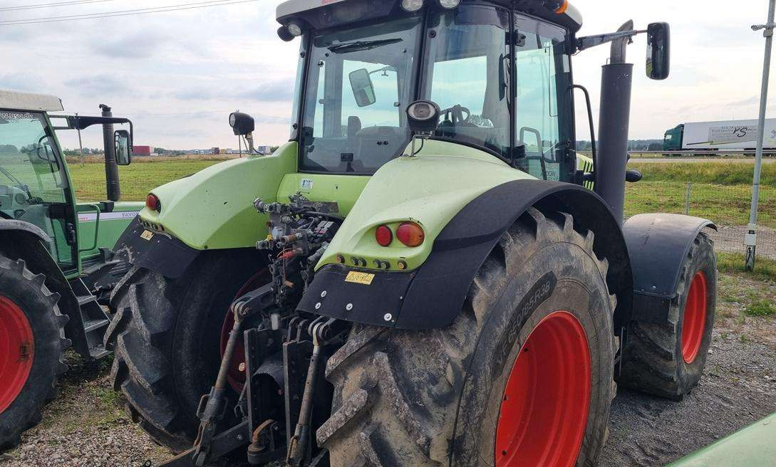 Traktorius Claas Axion 840: foto 9