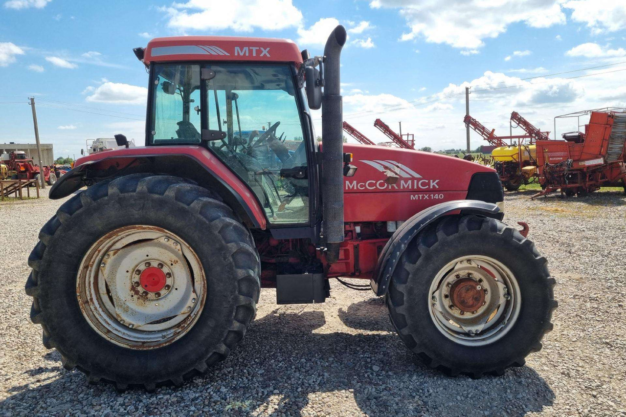 McCORMICK MTX140 - Traktorius: foto 3 McCORMICK MTX140 - Traktorius: foto 3