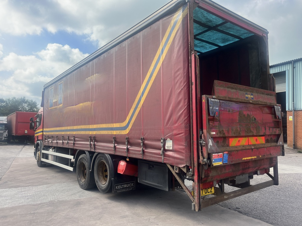 Scania P270 6x2 Curtain side. - Tentinis sunkvežimis: foto 4 Scania P270 6x2 Curtain side. - Tentinis sunkvežimis: foto 4