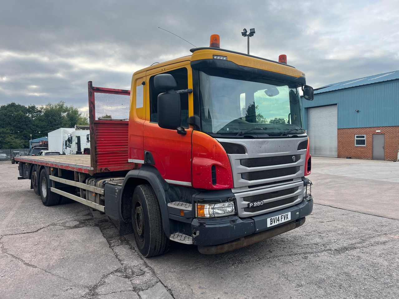 Scania P280 - Platforminis/ Bortinis sunkvežimis: foto 1 Scania P280 - Platforminis/ Bortinis sunkvežimis: foto 1