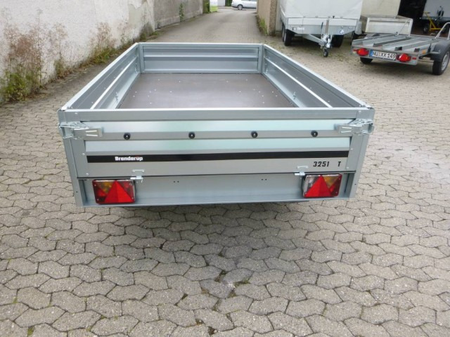 Brenderup 3251S TB1000, 1000 kg, Stahl Hochlader, 2500 x 1420 x 350 mm - Automobilinė priekaba: foto 2 Brenderup 3251S TB1000, 1000 kg, Stahl Hochlader, 2500 x 1420 x 350 mm - Automobilinė priekaba: foto 2