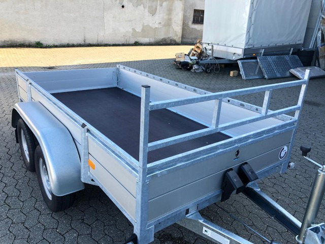 Hapert Azure L-2 Tieflader 3030 x 1490 x 370 mm, ZG 2,0 to. - Automobilinė priekaba: foto 4 Hapert Azure L-2 Tieflader 3030 x 1490 x 370 mm, ZG 2,0 to. - Automobilinė priekaba: foto 4