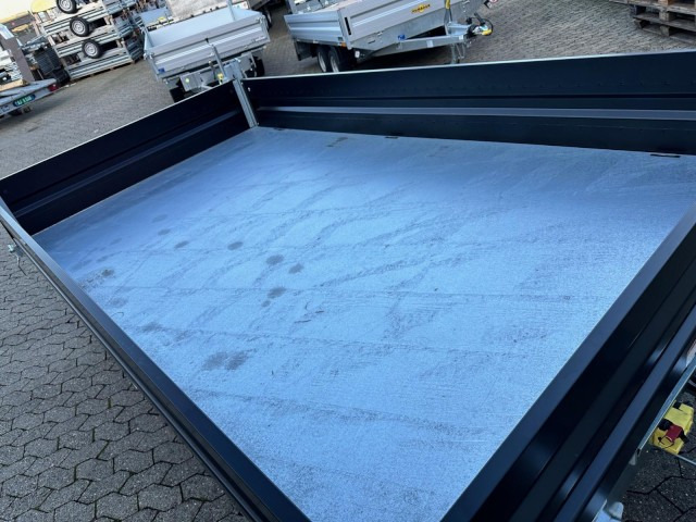 Humbaur 3-Seitenkipper HTK 3500.31 Alu black edition , 3140 x 1750 x 350 mm, 3,5 to. - Savivartis priekaba: foto 4 Humbaur 3-Seitenkipper HTK 3500.31 Alu black edition , 3140 x 1750 x 350 mm, 3,5 to. - Savivartis priekaba: foto 4