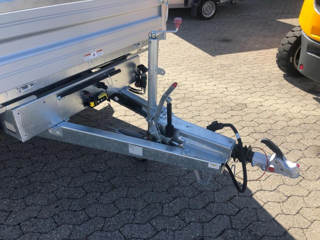 Humbaur 3-Seitenkipper HTK 3500.31 Alu, mit Blechaufsatz 314x175x1000mm - Savivartis priekaba: foto 3 Humbaur 3-Seitenkipper HTK 3500.31 Alu, mit Blechaufsatz 314x175x1000mm - Savivartis priekaba: foto 3