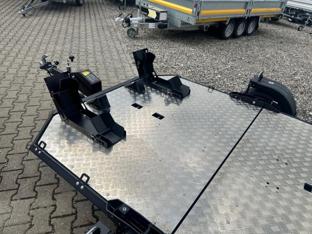 Lorries Motorradanhänger MT-2, 0,75 to. 240 x 174 cm, Alufelgen - Motociklo priekaba: foto 4 Lorries Motorradanhänger MT-2, 0,75 to. 240 x 174 cm, Alufelgen - Motociklo priekaba: foto 4