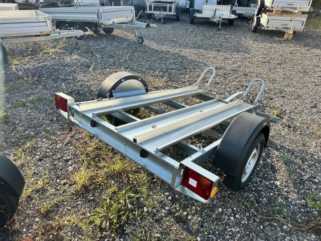 Neptun Motorradanhänger GN064, N6-220 pm2, 100 km/h 0,75 t. 2250 x 1300 x 31 mm - Motociklo priekaba: foto 4 Neptun Motorradanhänger GN064, N6-220 pm2, 100 km/h 0,75 t. 2250 x 1300 x 31 mm - Motociklo priekaba: foto 4