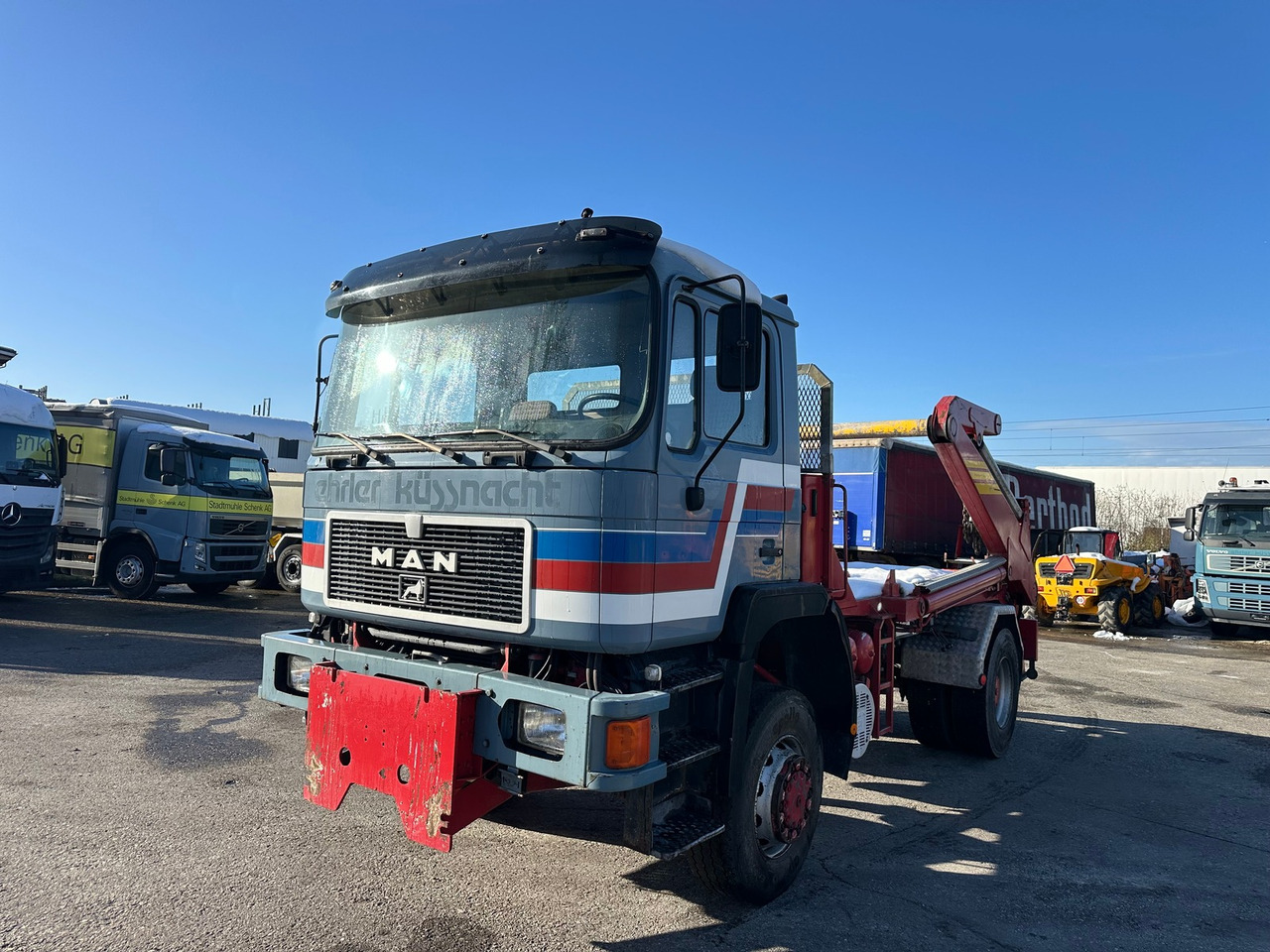 MAN 19.362 FA 4x4 Top zustand - Nuožulnaus pakėlimo ant platformos sunkvežimis: foto 1 MAN 19.362 FA 4x4 Top zustand - Nuožulnaus pakėlimo ant platformos sunkvežimis: foto 1