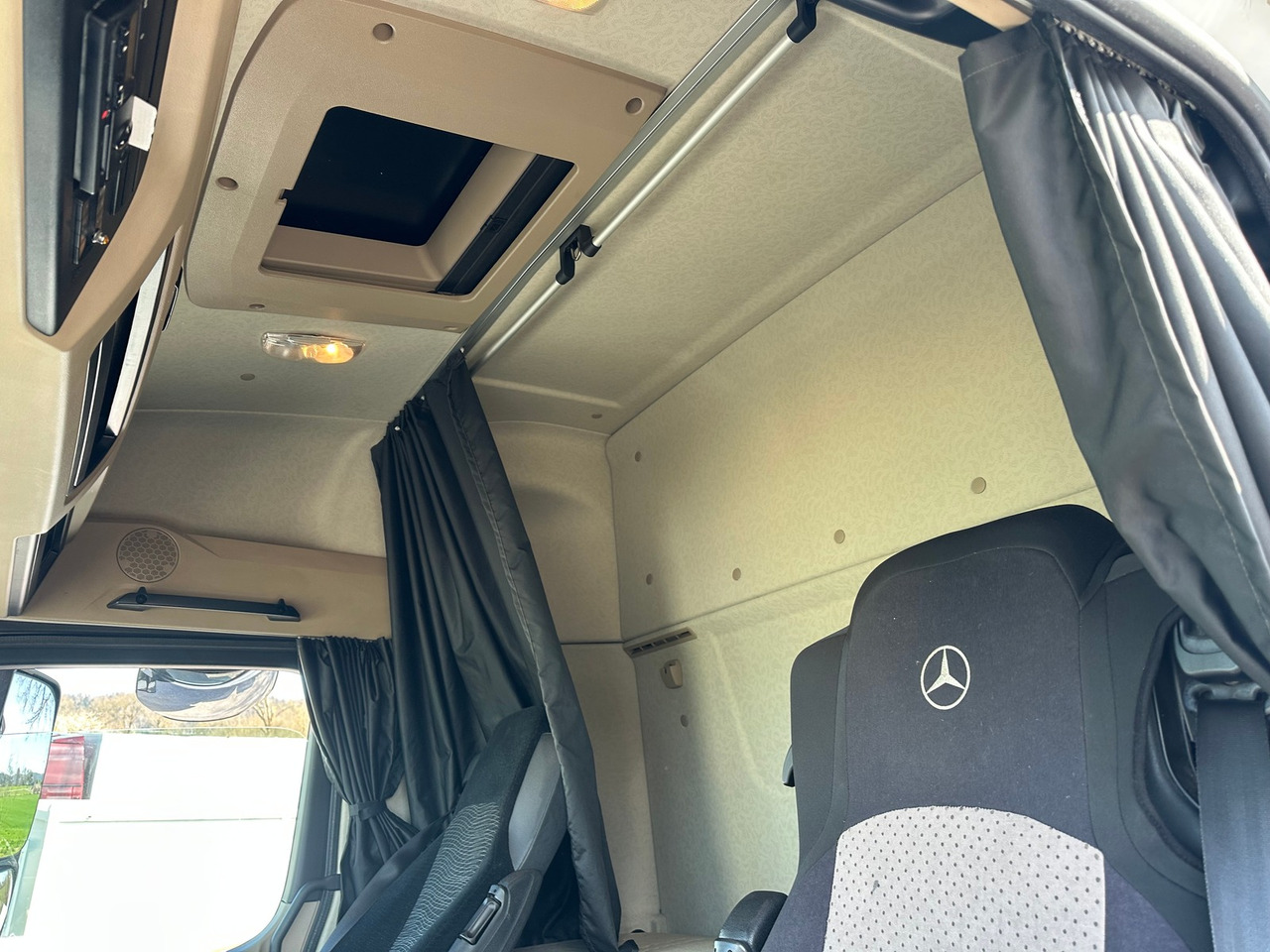 MERCEDES-BENZ actros 18.42 4x2 Shassie Cabine - Važiuoklės sunkvežimis: foto 5 MERCEDES-BENZ actros 18.42 4x2 Shassie Cabine - Važiuoklės sunkvežimis: foto 5