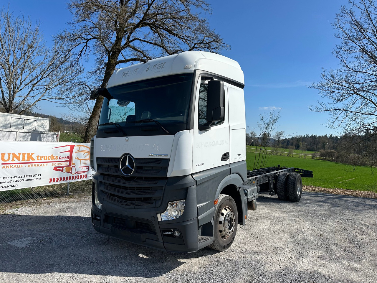 MERCEDES-BENZ actros 18.42 4x2 Shassie Cabine - Važiuoklės sunkvežimis: foto 1 MERCEDES-BENZ actros 18.42 4x2 Shassie Cabine - Važiuoklės sunkvežimis: foto 1