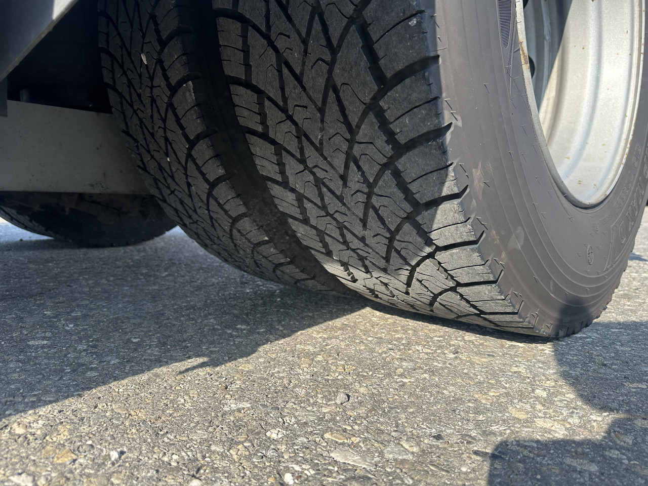 Mercedes Actros 18.48 18.41 18.40 18.44 18.46 18.45 18.42 18.48 - Vilkikas: foto 5 Mercedes Actros 18.48 18.41 18.40 18.44 18.46 18.45 18.42 18.48 - Vilkikas: foto 5