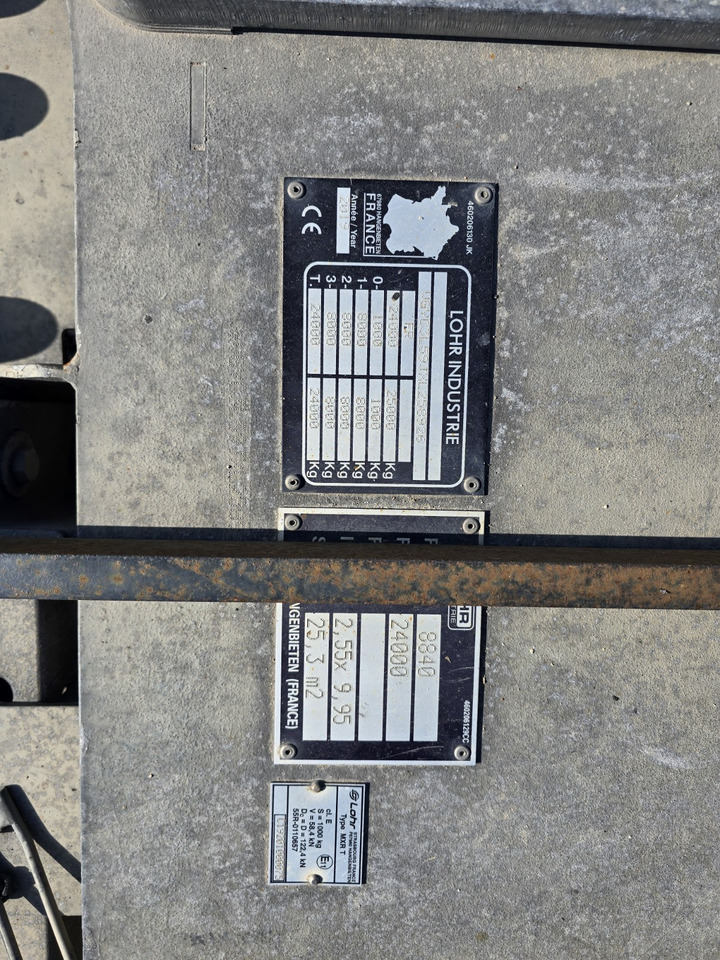 MERCEDES-BENZ 2353 - Autovežis sunkvežimis: foto 3 MERCEDES-BENZ 2353 - Autovežis sunkvežimis: foto 3