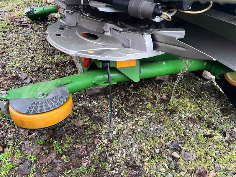 Amazone ZA-TS 1700 PROFIS TRONIC - Trąšų barstytuvas: foto 5 Amazone ZA-TS 1700 PROFIS TRONIC - Trąšų barstytuvas: foto 5