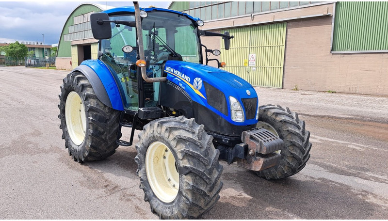 New Holland T 4.105 - Traktorius: foto 1 New Holland T 4.105 - Traktorius: foto 1