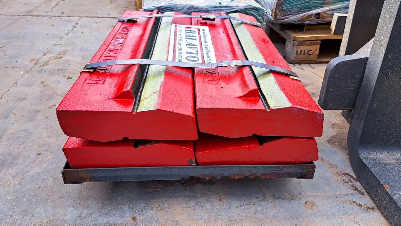 Blow bar Rubble Master RM90 for crusher - Atsarginės dalys - Trupintuvas: foto 5 Blow bar Rubble Master RM90 for crusher - Atsarginės dalys - Trupintuvas: foto 5