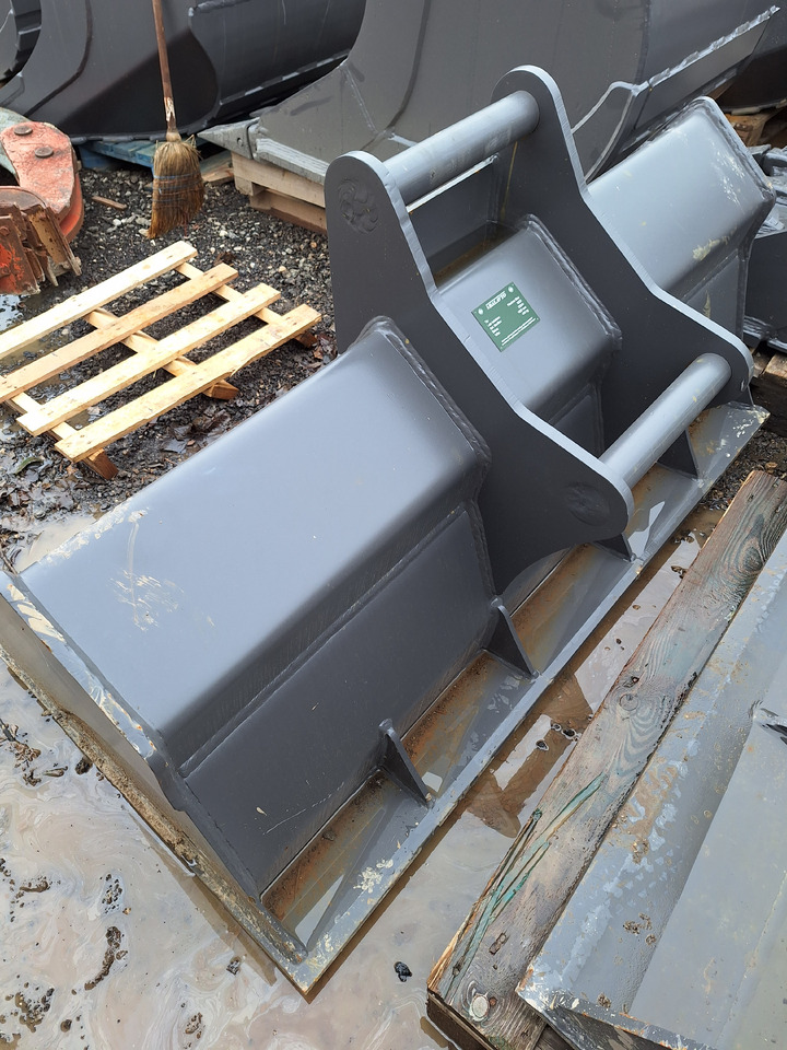 BALAVTO Slope bucket 1600 mm Volvo S60 - Kaušas: foto 4 BALAVTO Slope bucket 1600 mm Volvo S60 - Kaušas: foto 4