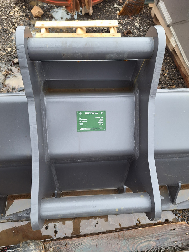 BALAVTO Slope bucket 1600 mm Volvo S60 - Kaušas: foto 3 BALAVTO Slope bucket 1600 mm Volvo S60 - Kaušas: foto 3