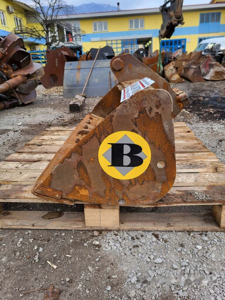 Ditch cleaning bucket 1400 mm VTN for 8-11 ton excavators - Ekskavatoriaus kaušas - Ekskavatorius: foto 2 Ditch cleaning bucket 1400 mm VTN for 8-11 ton excavators - Ekskavatoriaus kaušas - Ekskavatorius: foto 2