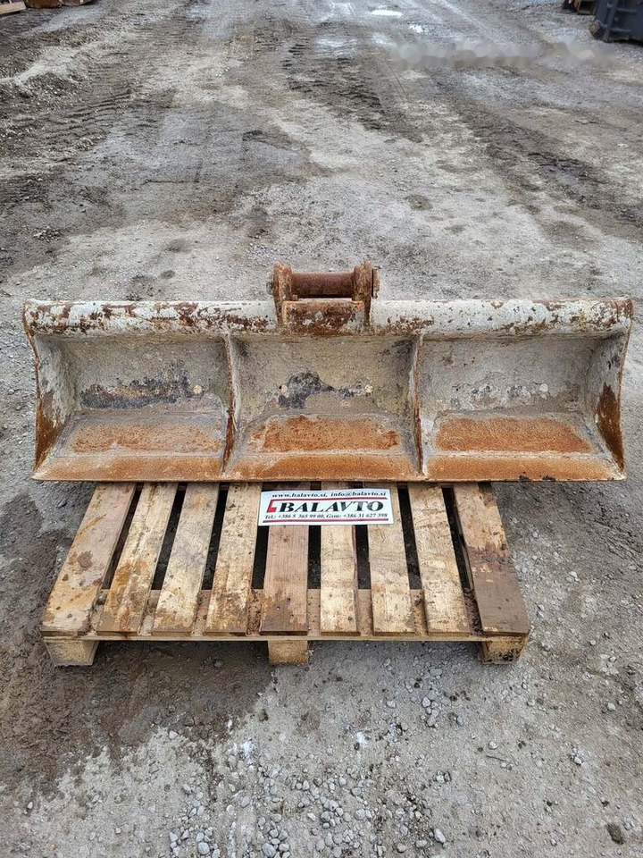Ditch cleaning bucket 1800 mm for 8-12 ton excavators - Ekskavatoriaus kaušas - Ekskavatorius: foto 1 Ditch cleaning bucket 1800 mm for 8-12 ton excavators - Ekskavatoriaus kaušas - Ekskavatorius: foto 1