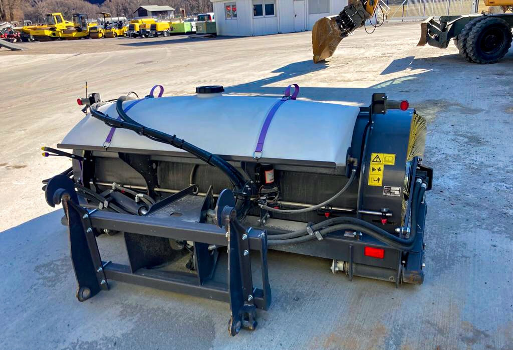 Holms SP-2,5 - Rotacinė šluota: foto 3 Holms SP-2,5 - Rotacinė šluota: foto 3