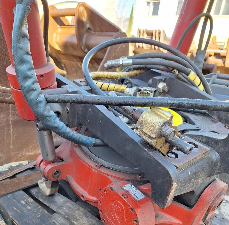 Indexator Tiltrotator S1 - Rototiltas: foto 1 Indexator Tiltrotator S1 - Rototiltas: foto 1