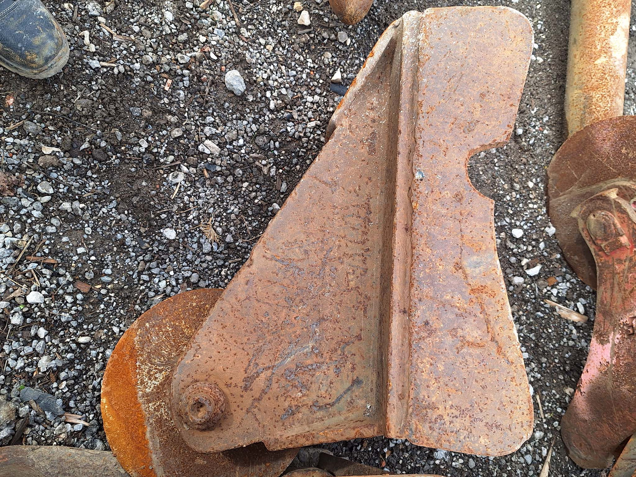 VOLVO 310 mm S60 - Padargas - Statybinė technika: foto 1 VOLVO 310 mm S60 - Padargas - Statybinė technika: foto 1