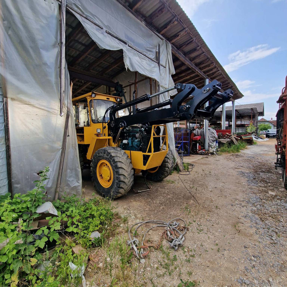 VOLVO BM6300 - Ekskavatorius-krautuvas: foto 4 VOLVO BM6300 - Ekskavatorius-krautuvas: foto 4