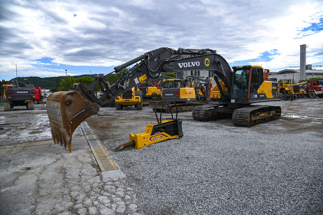 VOLVO EC220EL - Vikšrinis ekskavatorius: foto 2 VOLVO EC220EL - Vikšrinis ekskavatorius: foto 2