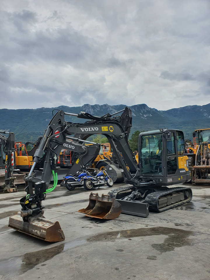 VOLVO EC60E - Mini ekskavatorius: foto 3 VOLVO EC60E - Mini ekskavatorius: foto 3