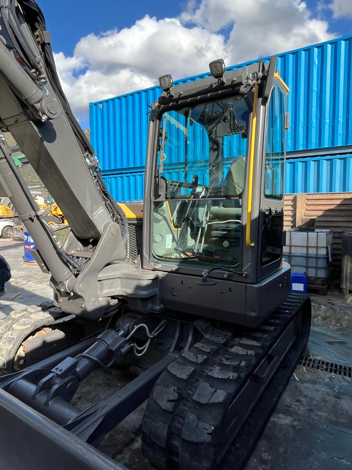 VOLVO ECR88D - Mini ekskavatorius: foto 3 VOLVO ECR88D - Mini ekskavatorius: foto 3