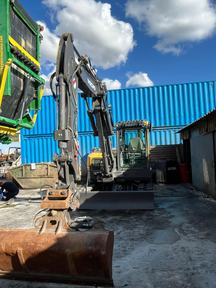 VOLVO ECR88D - Mini ekskavatorius: foto 1 VOLVO ECR88D - Mini ekskavatorius: foto 1