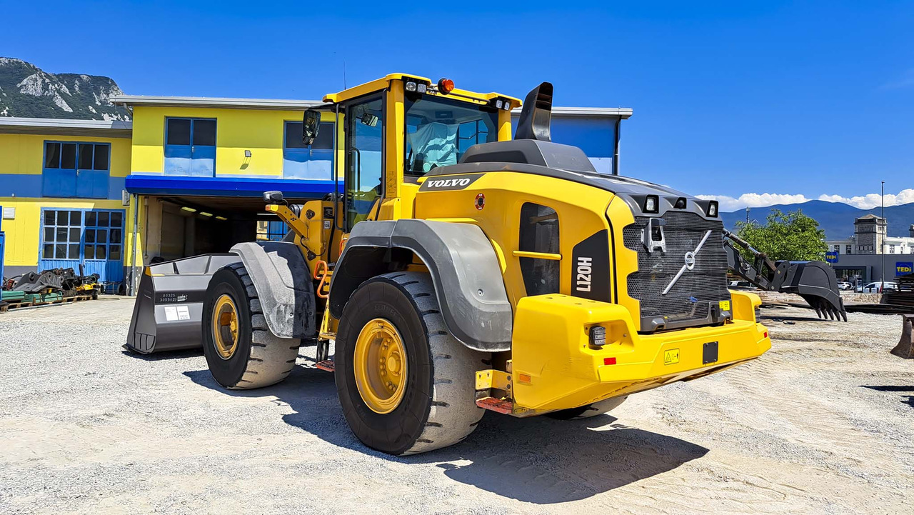 VOLVO L120H - Ratinis krautuvas: foto 5 VOLVO L120H - Ratinis krautuvas: foto 5