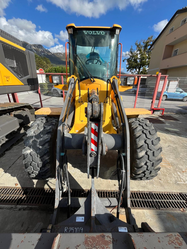 VOLVO L35B - Ratinis krautuvas: foto 5 VOLVO L35B - Ratinis krautuvas: foto 5