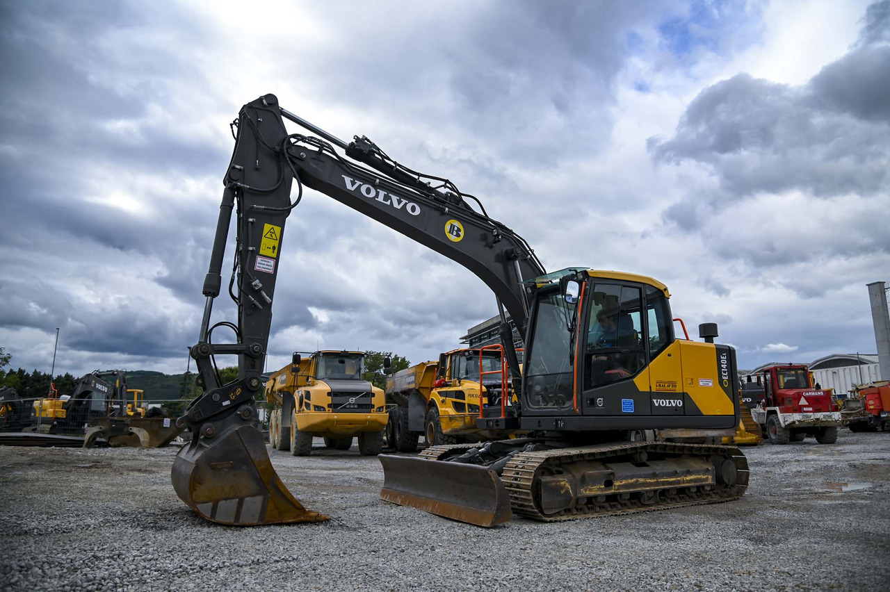 Volvo EC140E - Vikšrinis ekskavatorius: foto 1 Volvo EC140E - Vikšrinis ekskavatorius: foto 1