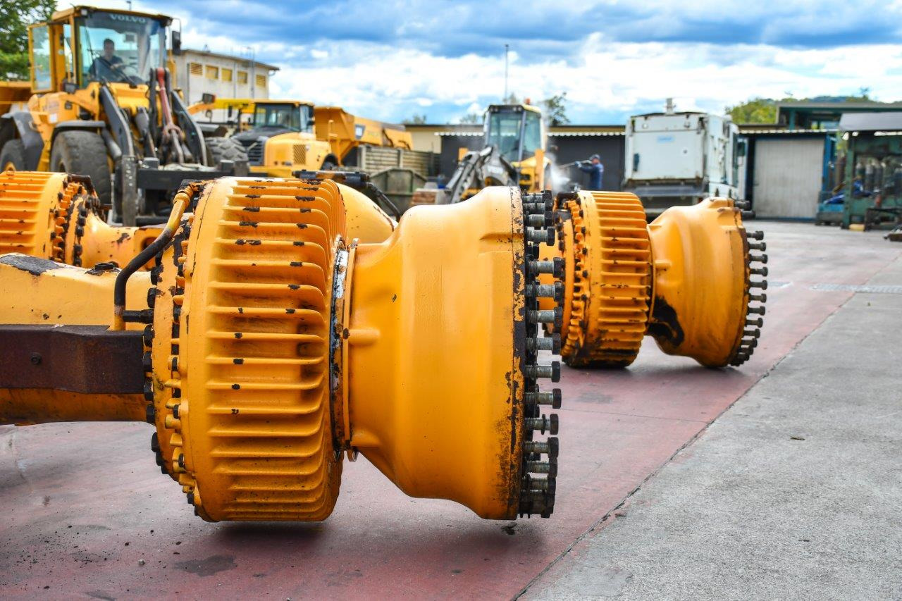 Volvo L350F - Ašis ir dalys - Ratinis krautuvas: foto 5 Volvo L350F - Ašis ir dalys - Ratinis krautuvas: foto 5