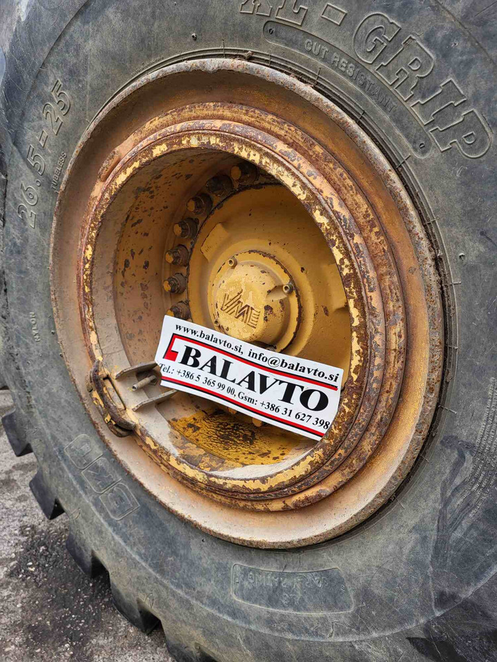 Volvo rims - Ratlankis - Krautuvas: foto 3 Volvo rims - Ratlankis - Krautuvas: foto 3