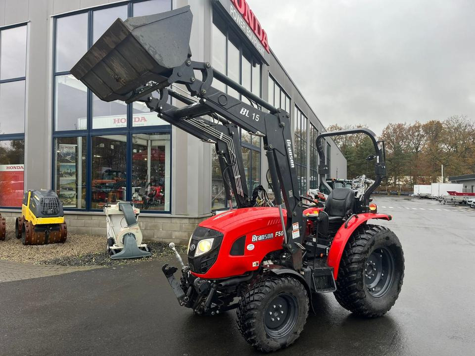 Branson F50RN Traktor, Frontlader, wenig Stunden, Fronthydraulik - Mini traktorius: foto 1 Branson F50RN Traktor, Frontlader, wenig Stunden, Fronthydraulik - Mini traktorius: foto 1
