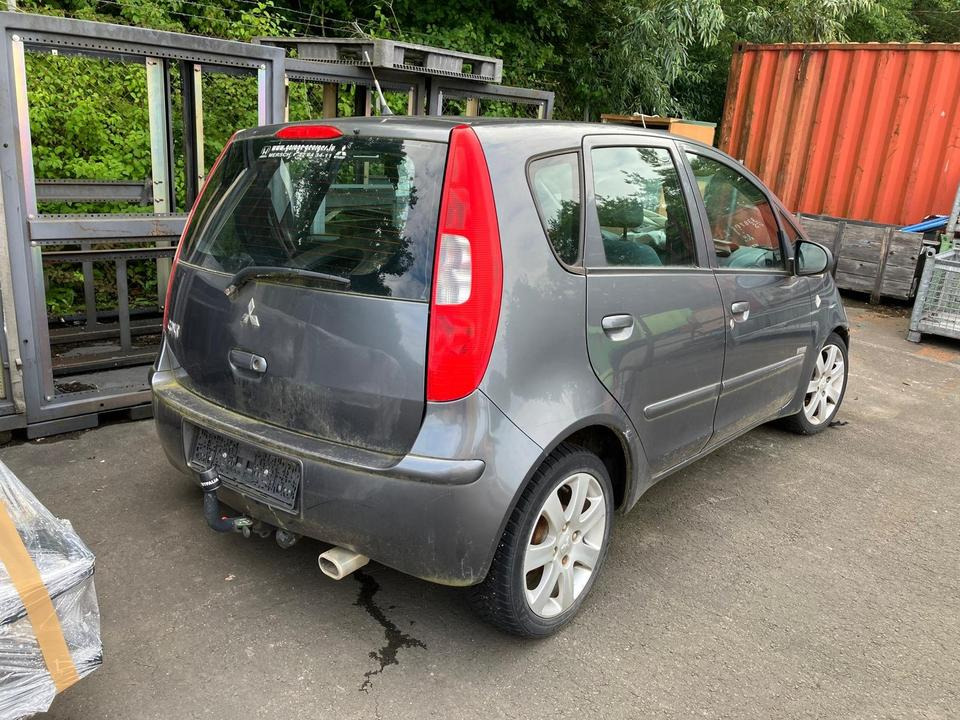 Mitsubishi Colt Unfallfahrzeug - Lengvasis automobilis: foto 2 Mitsubishi Colt Unfallfahrzeug - Lengvasis automobilis: foto 2